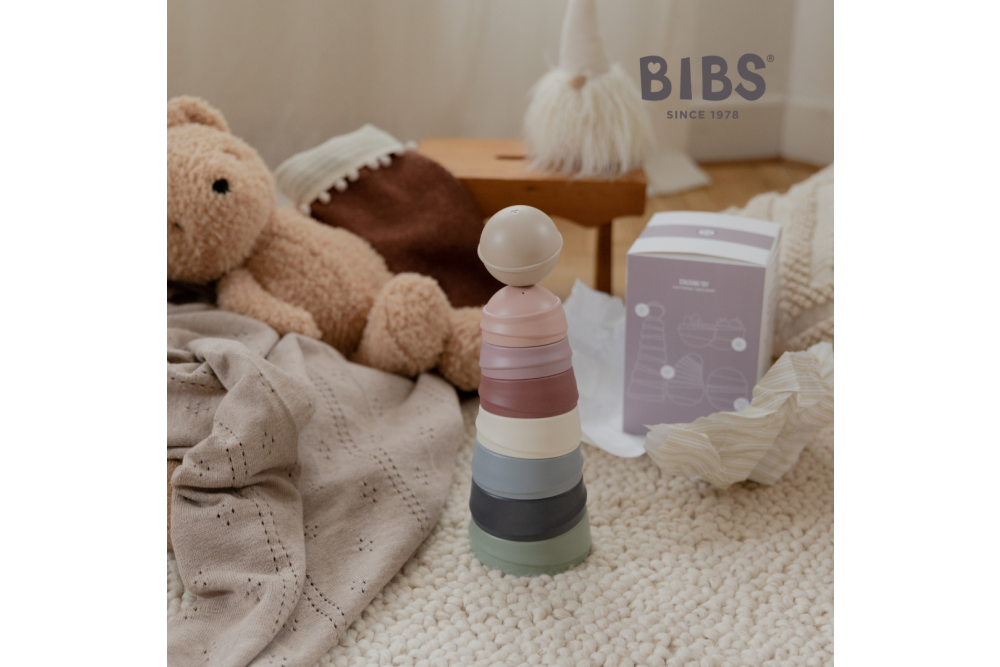 Explorand lumea magica a Turnului Wobbly de la BIBS