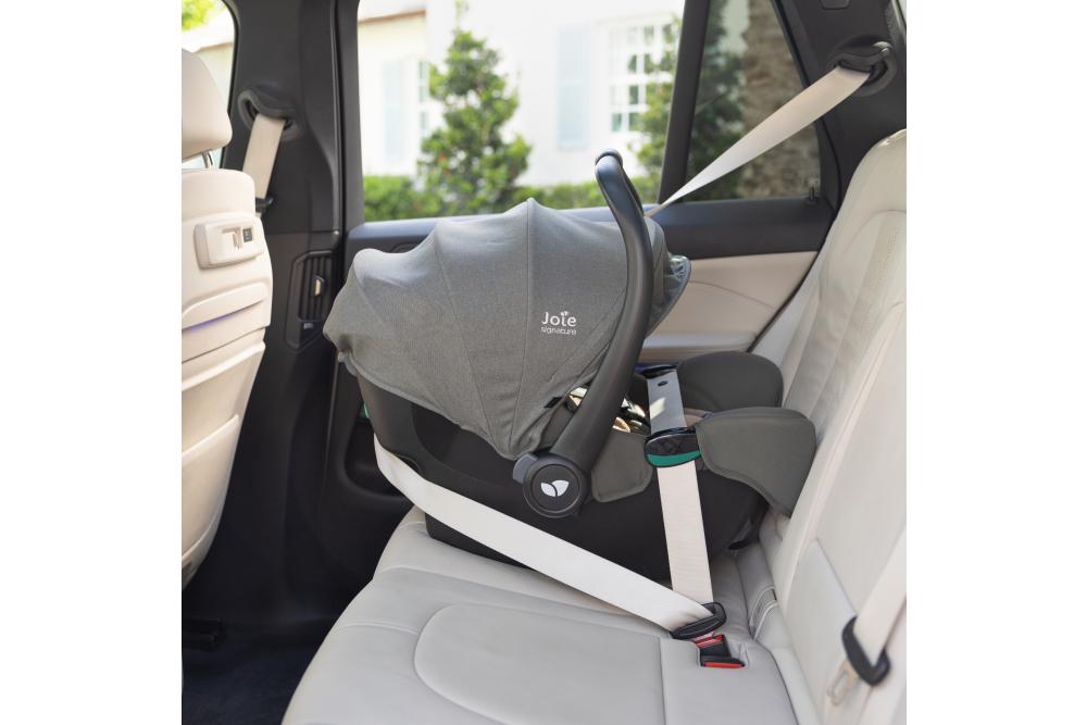 Siguranta de la prima calatorie: noua scoica auto Joie i-Starter