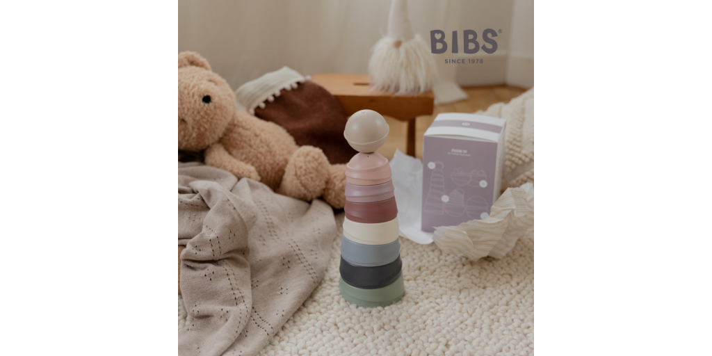 Explorand lumea magica a Turnului Wobbly de la BIBS